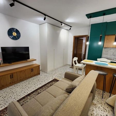 Pietro Guesthouse Tiranë Ngoại thất bức ảnh